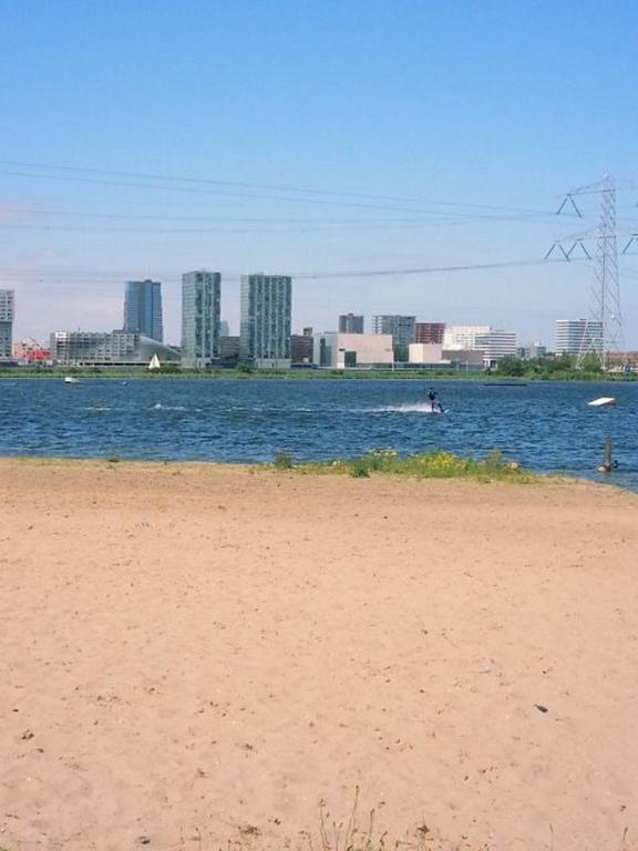B&B Almere Bagian luar foto