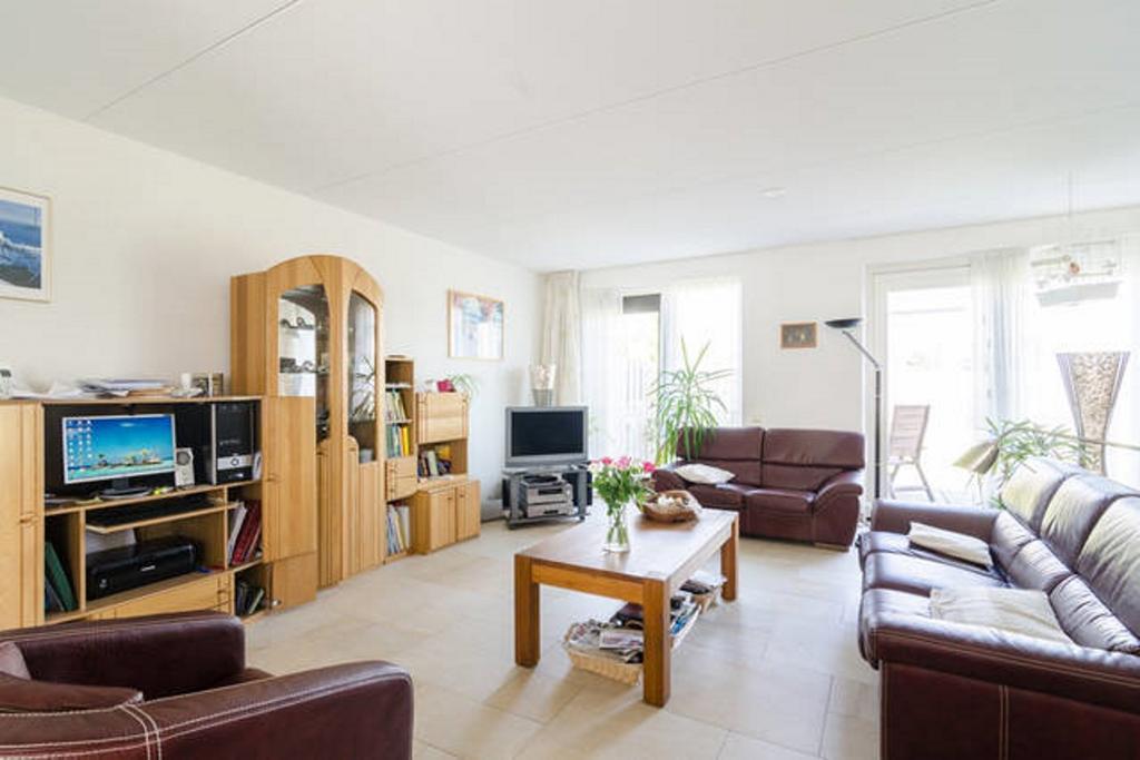 B&B Almere Bagian luar foto